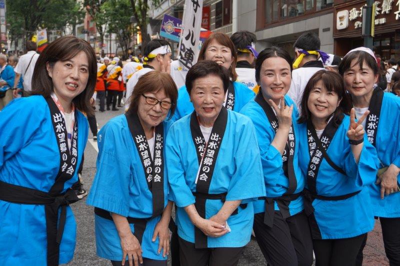 望郷の会出水支部のベテラン踊り手